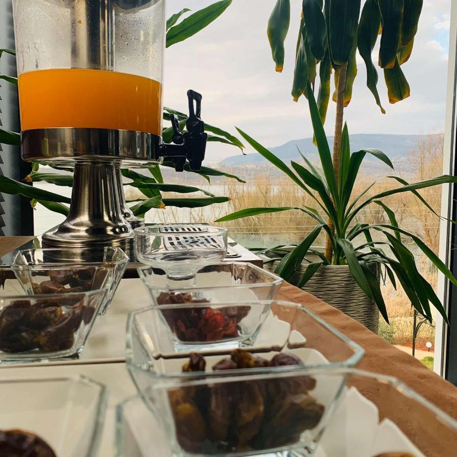 Acktion Deluxe Hotel Shumen Bagian luar foto